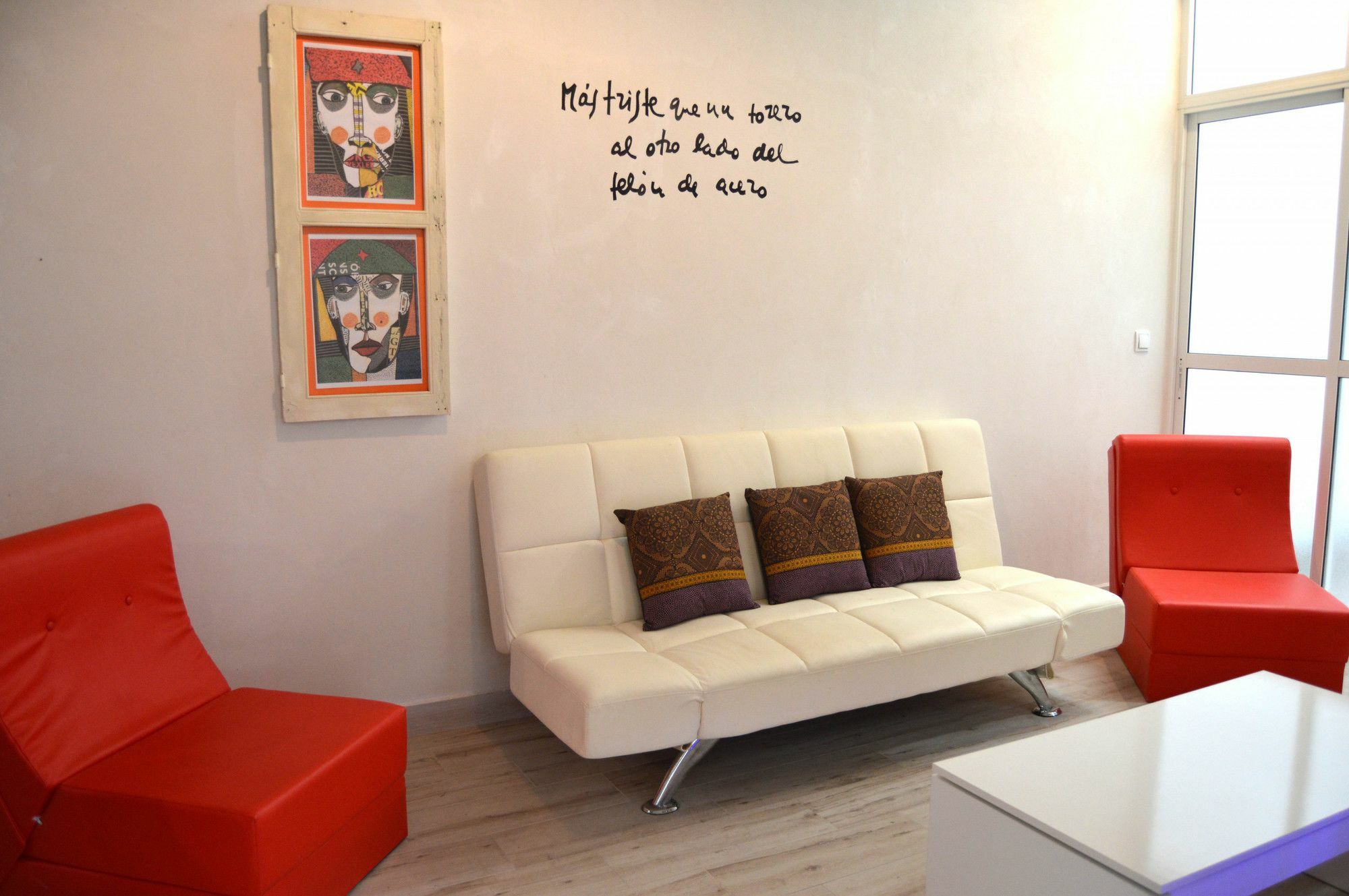 Apartamento 19 Dias Y Muchas Noches Cádiz Kültér fotó