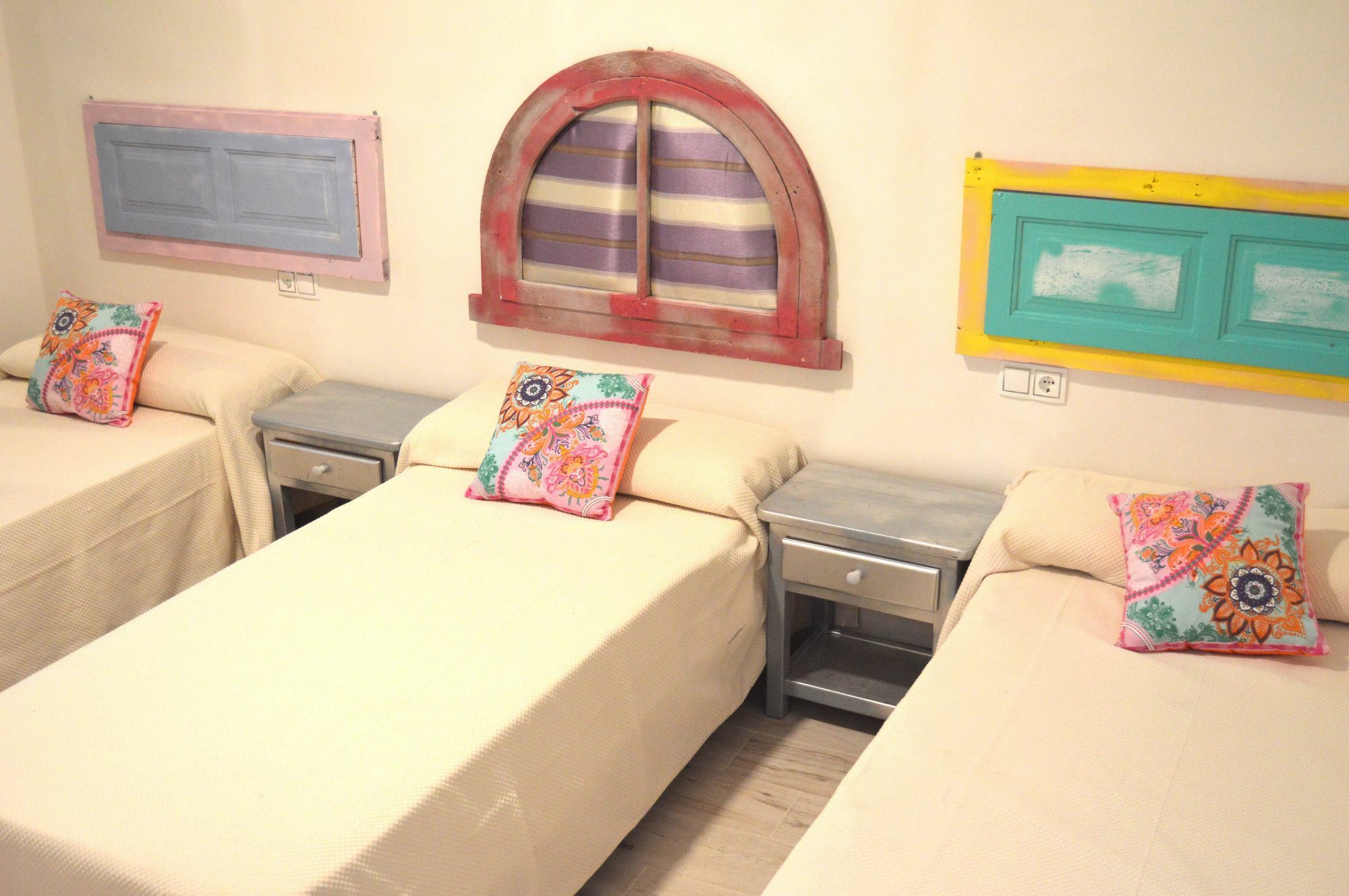 Apartamento 19 Dias Y Muchas Noches Cádiz Kültér fotó